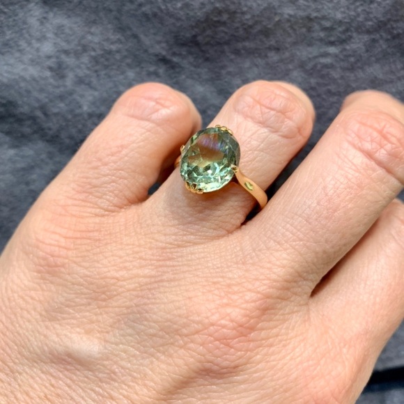 Vintage Natural Green 9.5ct Sapphire 18K Ring - Picture 5 of 7